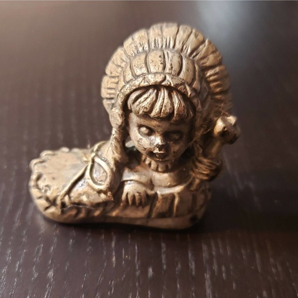 Pewter Metal Figurine in Indian Headress in Shoe Mocassin 3"x 3" - Picture 2 of 5